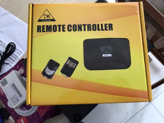 Hộp điều khiển cửa cuốn TK