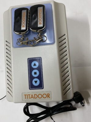 hộp điều khiển titadoor ( tấm liền Úc)