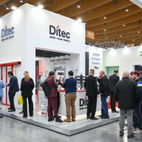 cổng tự động Ditec Entrematic