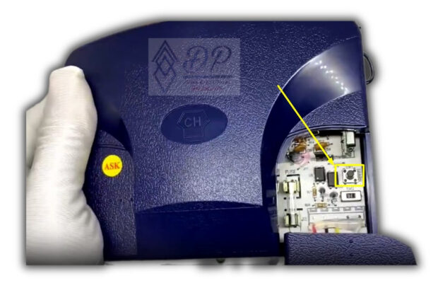 cách cài remote cửa cuốn mã nhảy CHT9 tại nhà 2