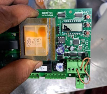cách sửa lỗi board điều khiển motor cổng