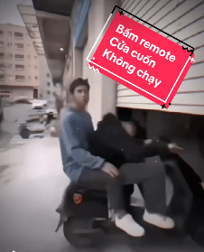 lỗi remote cửa cuốn bấm không chạy