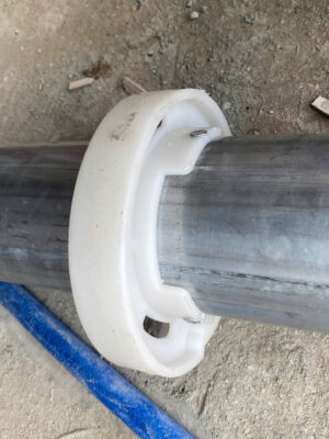 0.bắn gáo lên trục Lắp cửa cuốn lá nhôm tại Hóc Môn