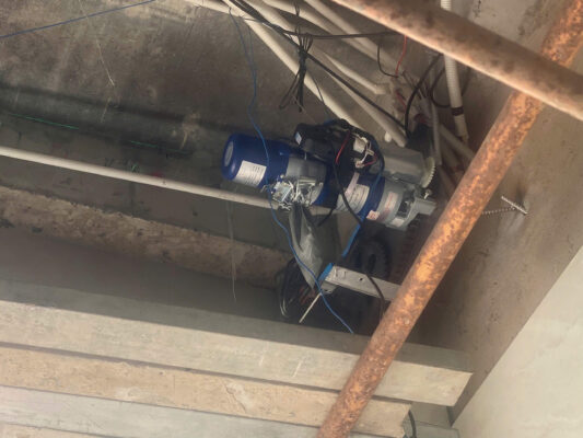 lắp motor cửa cuốn lá nhôm tại Hóc Môn